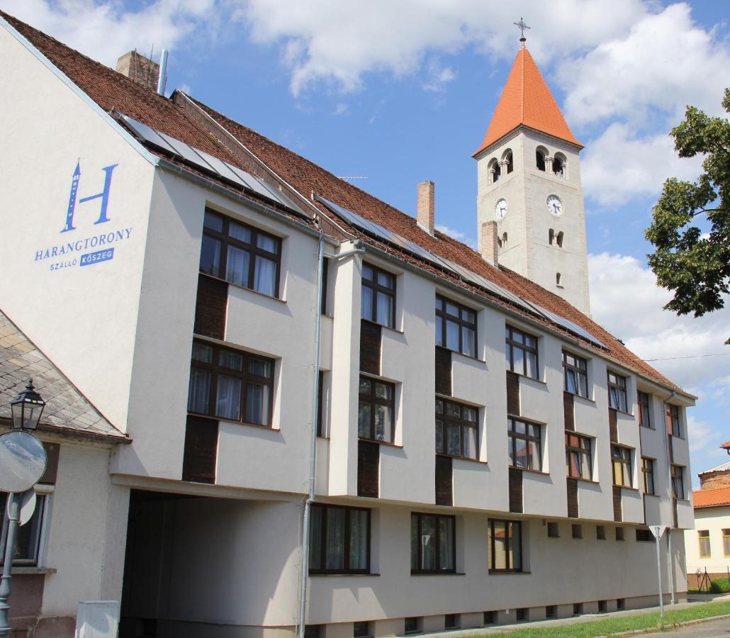 Harangtorony Szallo Kőszeg Exteriör bild
